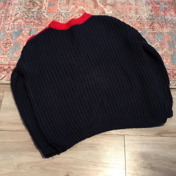 Womens Garage Sweater - Picture 3 of 5